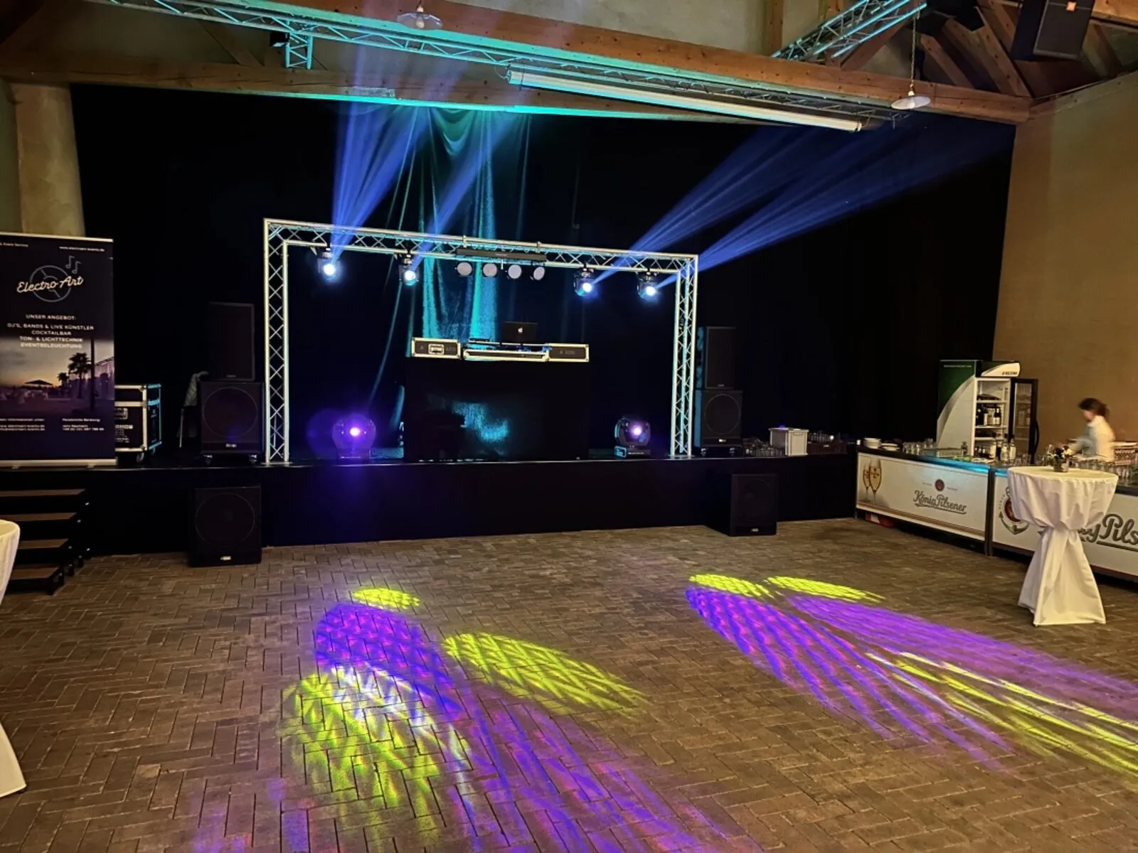Club und Bar Event – DJ ElectroArt sorgt für Stimmung